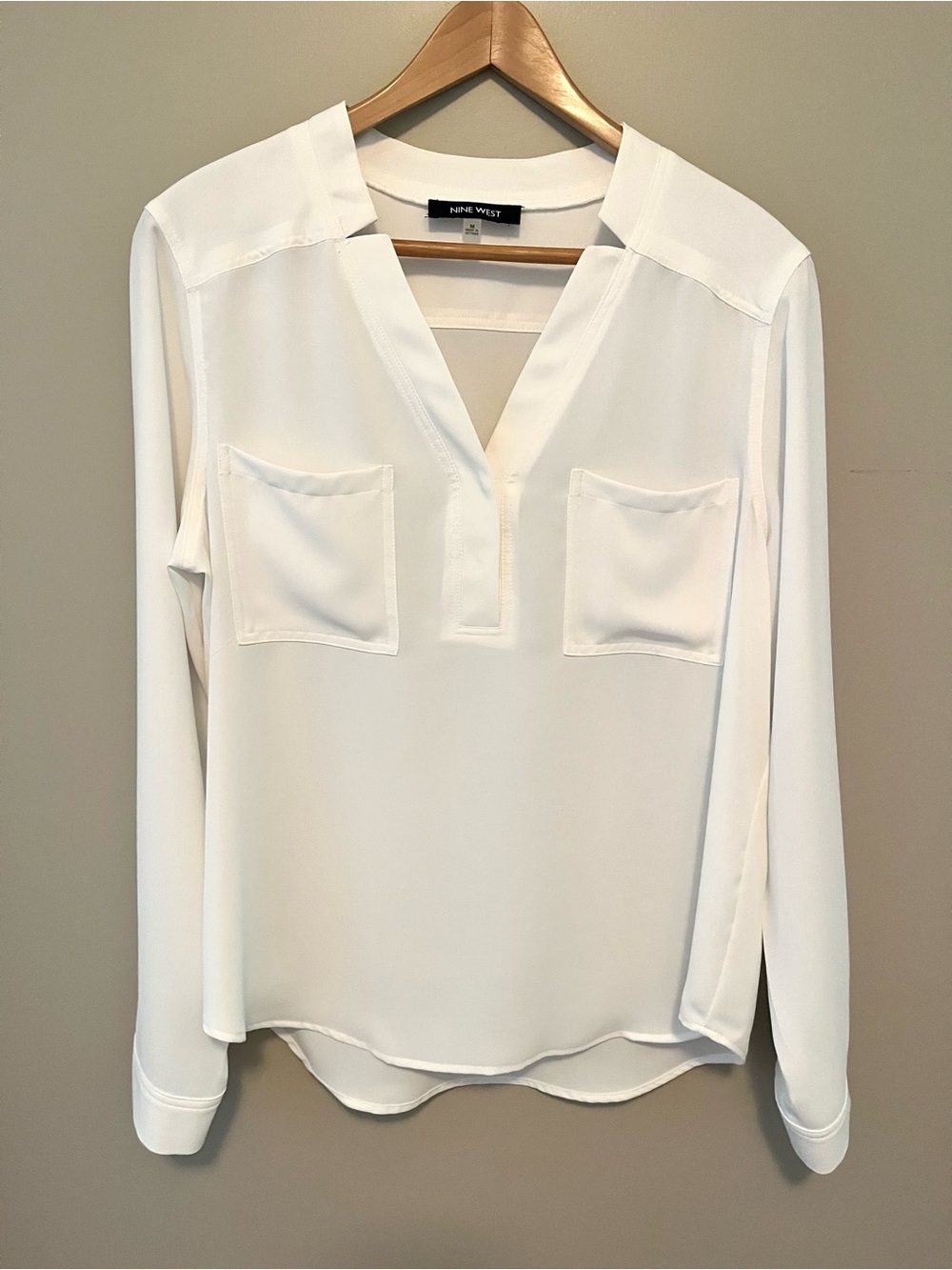 Nine West Silky White V-Neck Placket Blouse M